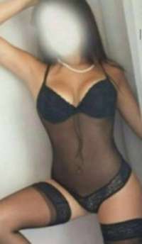 Gerçek Escort'ta Size Hazır Bekleyen Ateşli Esmer